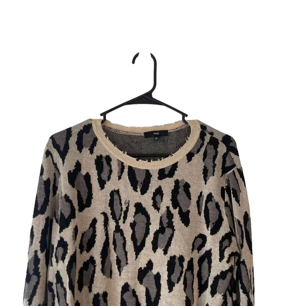 Fate Women's Size Small Cheetah‎ Animal Print Distressed Sweater - Image 2
