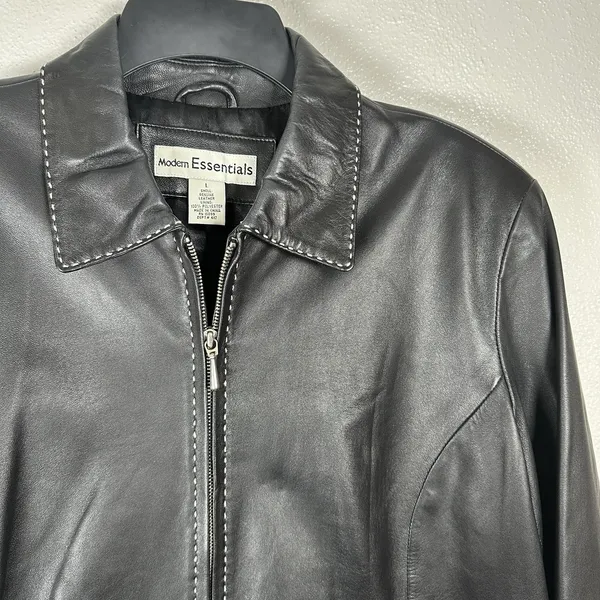 Modern Essentials Black Leather Jacket Womens Large Contrast Stitching 2000s Y2K - Image 2