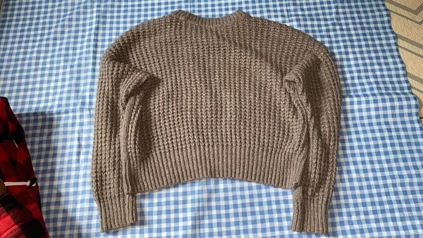 Abercrombie & Fitch Sweater - Image 3