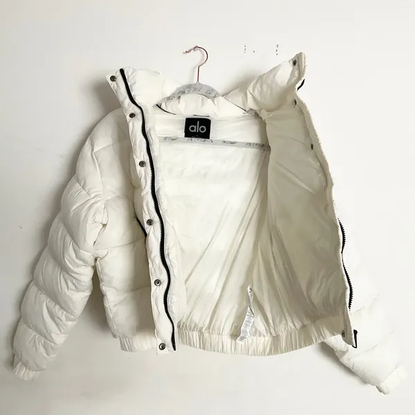 Alo Yoga Aspen Love Puffer Jacket Ivory M - Image 6