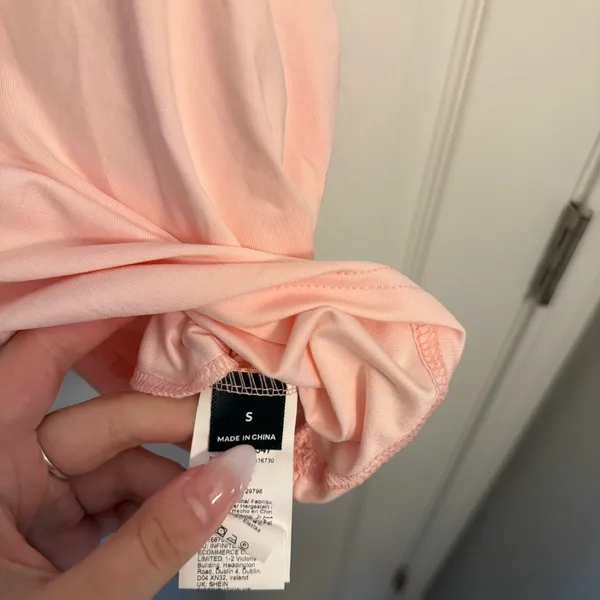 SHEIN Light Pink Built-In Bra Cropped Cami Tank Top - Image 4