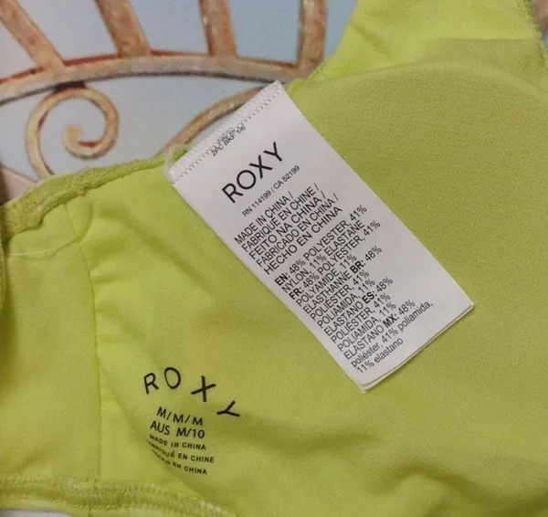 ROXY beautiful sun bikini set size medium - Image 5