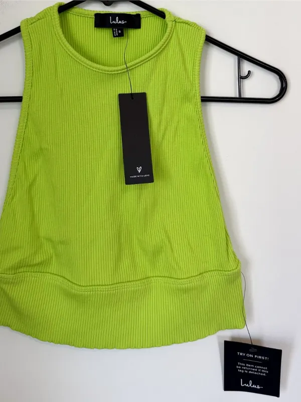 NWT Lulus Absolute Edge Lime Green Sleeveless Crop Top - Size: Small - Image 3