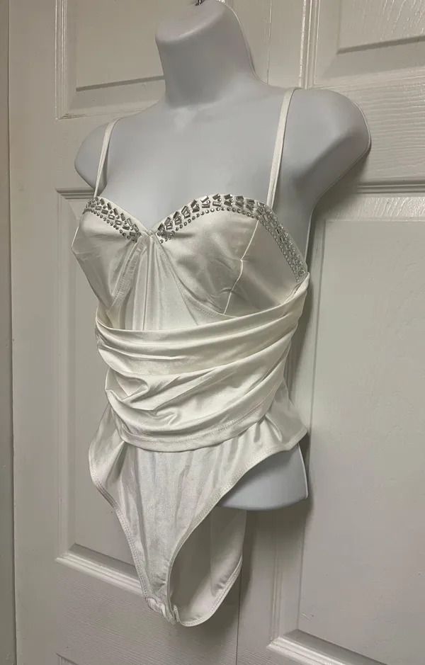 SheIn Sexy White Rhinestone Detail Ruched Bustier Cami Bodysuit - Image 3