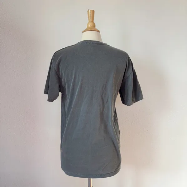 Christmas Gray Short Sleeve Crew Neck Graphic Tee - Image 4