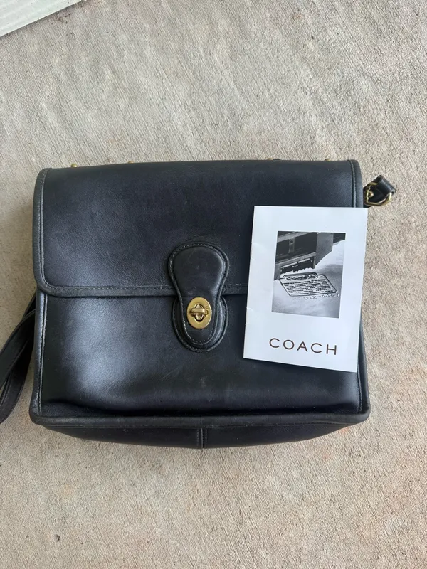 Vintage Coach Willis 9927 Black Leather Shoulder/Crossbody Bag – 2002 - Image 2