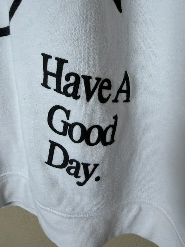 Smiley Originals It's A Good Day Whimsy Graphic Crew Neck Sweatshirt Size Medium - Image 3