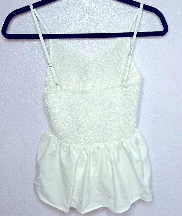 Women’s White Camisole Ruffle Hem Spaghetti Strap Stretchy Tank Top Size M New! - Image 5