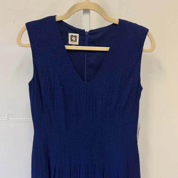 NWT Anne Klein Ultramarine Blue Textured V-Neck Pleated Fit & Flare Dress Size 2 - Image 3