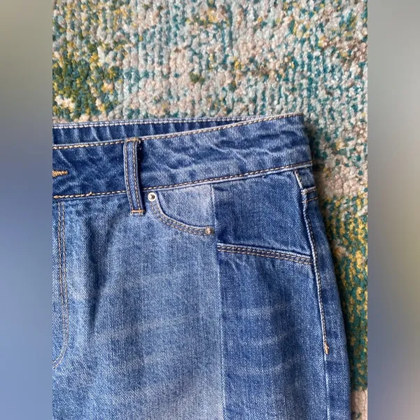 Gianni Bini denim patchwork raw hem mini skirt, size large - Image 4