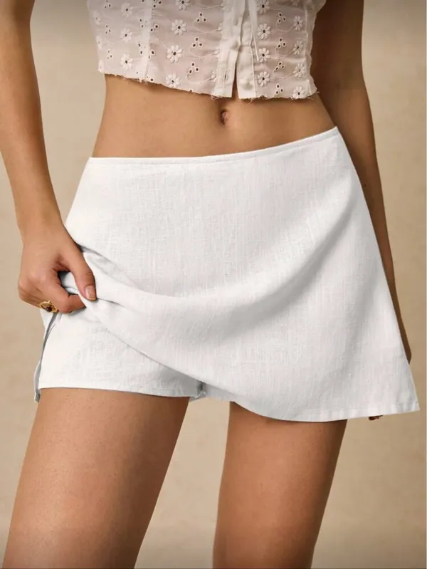 White Linen Mini Skort Size 2 - Image 2