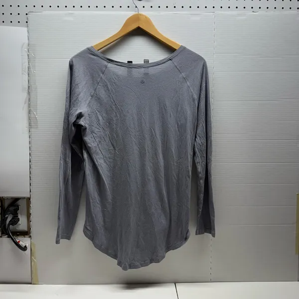 Lululemon Long Sleeve Top - Image 2