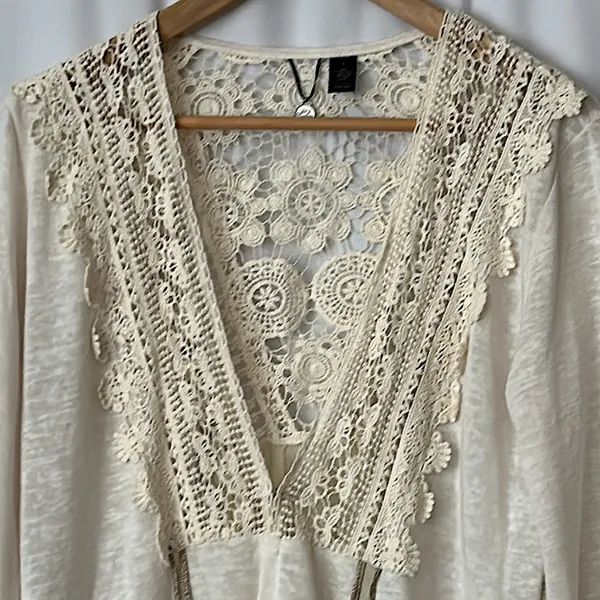 BKE Boutique Boho Cream Crocheted Long Sleeve Tunic Shirt Top **Sz L** 🌸🌸 - Image 3