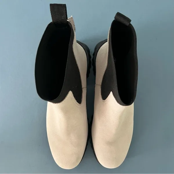 Nurture‎ Denali White Suede Water Resistant Lug Sole Platform Chelsea Boots - Image 5