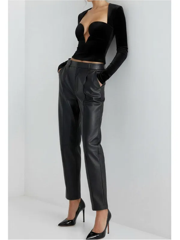 HOUSE OF CB Sierra Long Sleeve Plunge Corset, Black Velvet, XS - Image 3