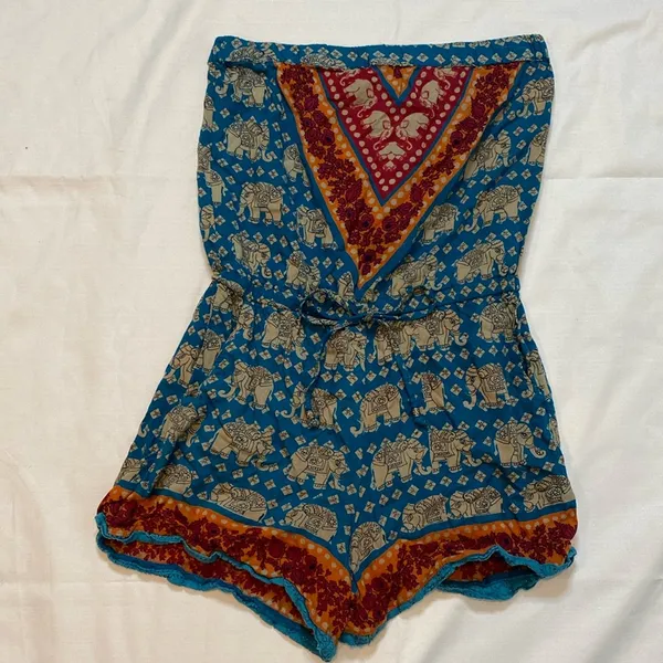 121 Angie Strapless Shorts Boho Elephant Romper Size Medium - Image 2