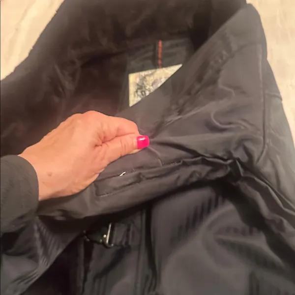 B by Burton Ski Jacket Snowboard Jacket Snow Jacket Black Medium Like New black - Image 8