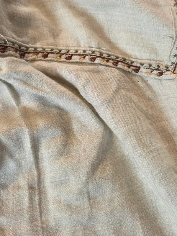Max Studio Ecru Embroidered Peasant Blouse 3/4 sleeve Size Large Boho - Image 3