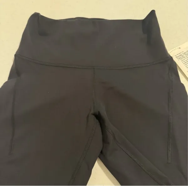 Lululemon Women Black Wunder Train HR Tight 25” Pockets Everlux Quick Dry Size 8 - Image 6
