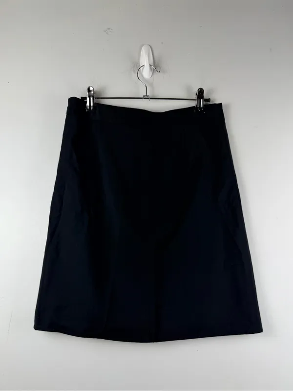 Tory Burch black wool front button skirt size 2 - Image 2