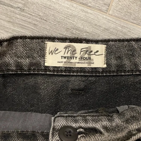 NWT FREE PEOPLE sulphor black skirt size 24 - Image 6