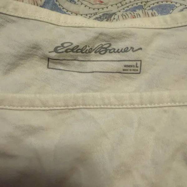 Women’s white Top Size Large - Image 2