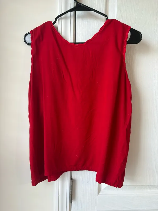 Vintage red tank Size XL - Image 3