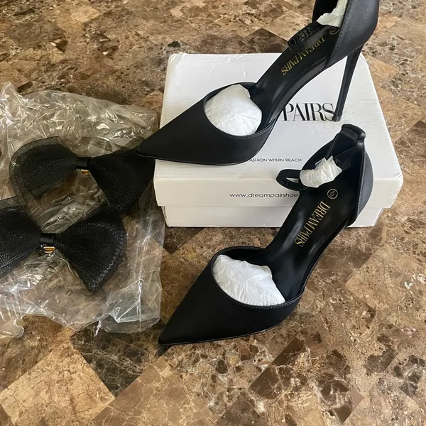 Dream Paris Women's Bow Ankle Strap Pump Heeled Sandals Sz. 6.5 - Image 8