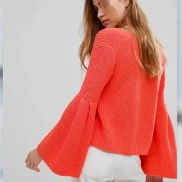 Free People XS Orange Damsel Cropped Bell Sleeve V-Neck Sweater - Image 6
