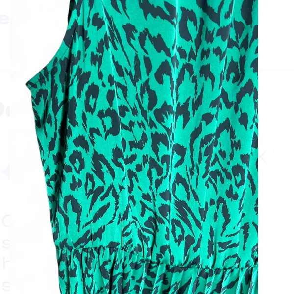 Banana Republic Midi Pleated Dress Green Satin Party Holiday Animal Print size M - Image 4