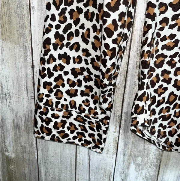 Talbots Leopard Print Cotton Button Down •Medium  - Image 3