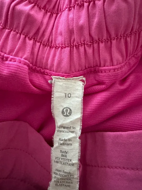 Lululemon Hotty Hot Shorts 2.5" - Image 3