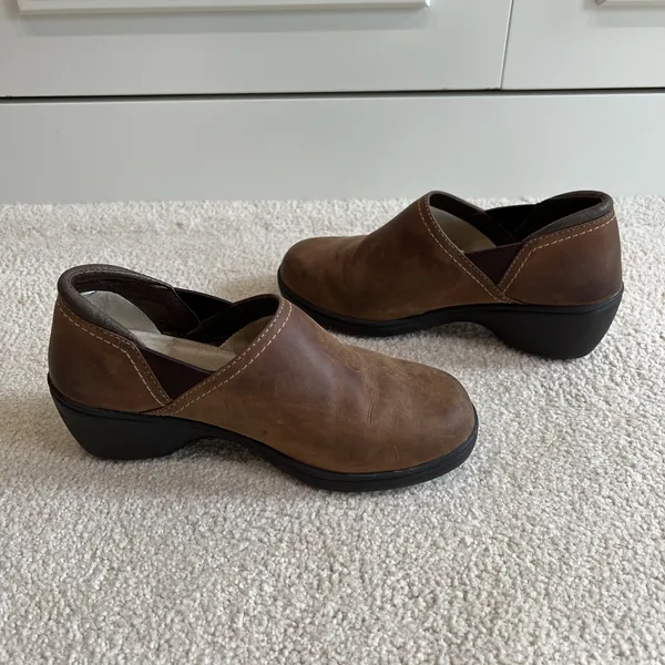 L.L.Bean Go Anywhere Clogs Brown‎ Nubuck Leather Casual Comfort Shoes Boho - Image 4