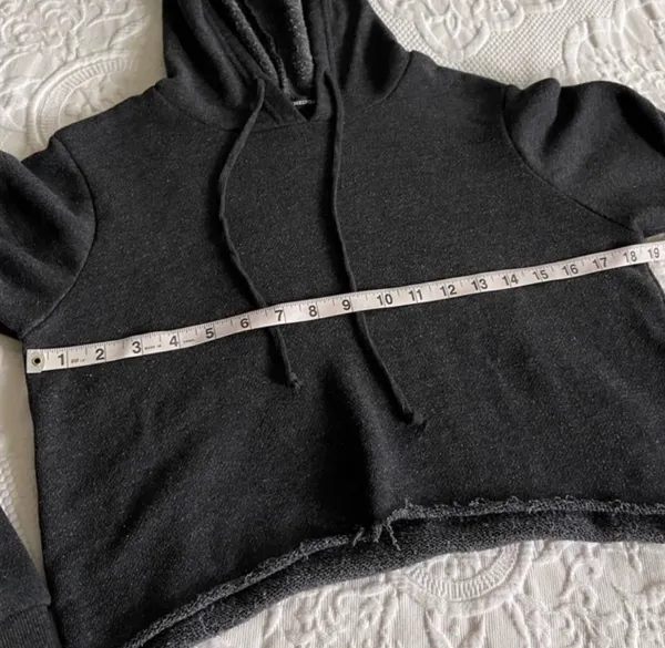 Brandy Melville Cropped Pullover Hooded Sweatshirt - Image 4