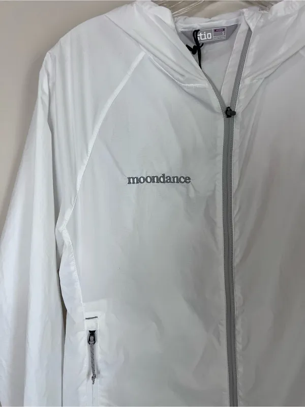 Stio Womens Second Light Windshell Jacket Medium‎ Morning Frost White New - Image 4