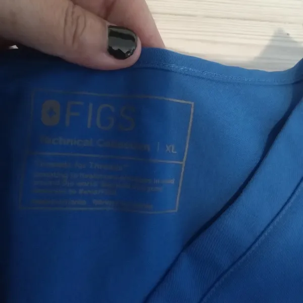 Figs casma scrub women's top 3 pocket extra large blue color - Image 4