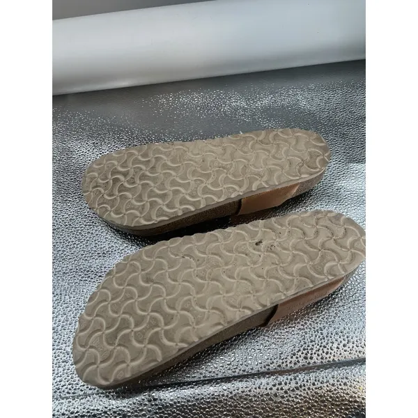 Birkenstock Gizeh thong sandals in a metallic copper Size 40 Or Women's‎ 11 - Image 7