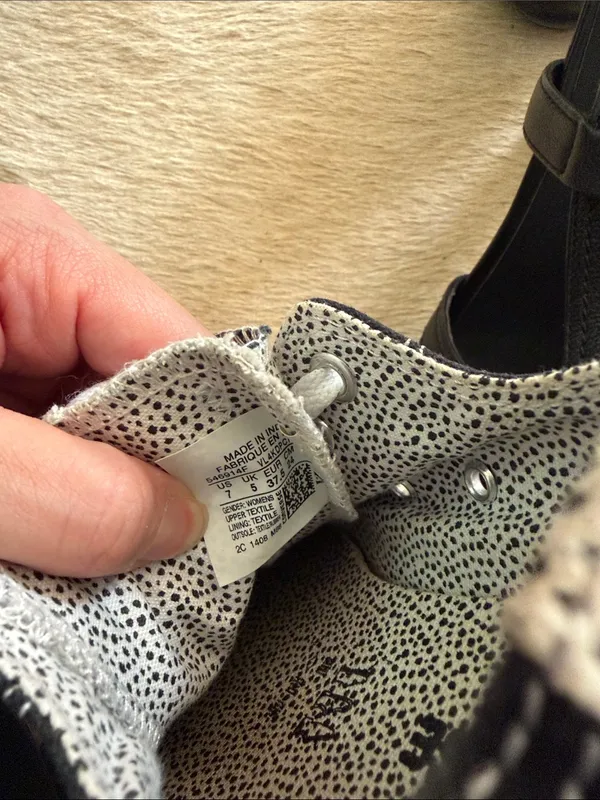 Black Converse Lace-Up Sneakers - Image 4