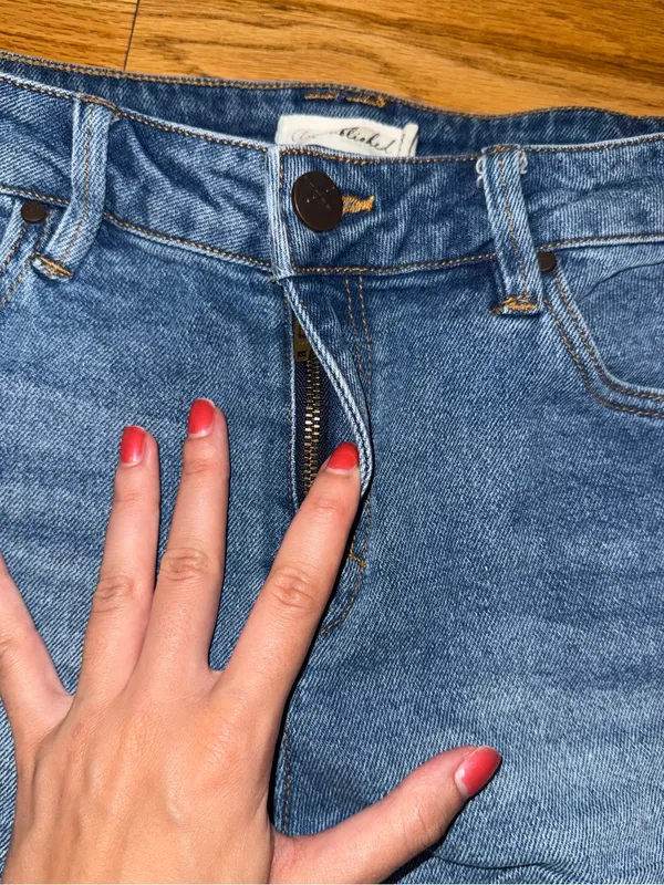 Unpublished raw hem denim shorts - Image 3