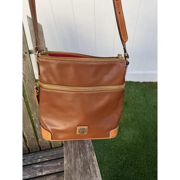 Dooney & Bourke Wexford‎ Smooth Leather Crossbody Natural J - Image 4
