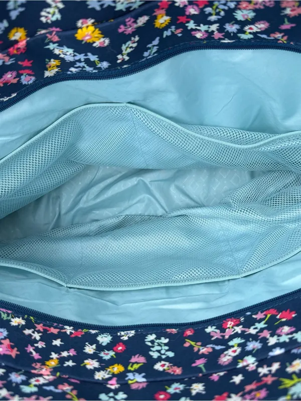 Vera Bradley | Poppy Meadow Floral Quilted Duffle bag - Image 5