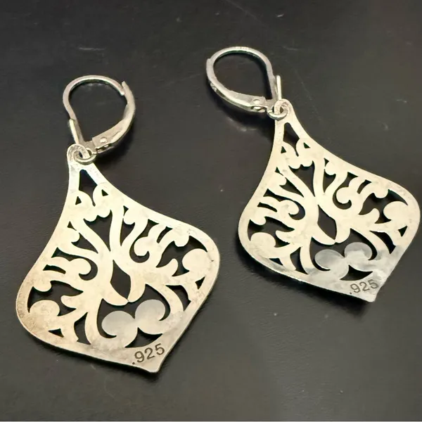 925 Sterling Silver Cut-out Filigree Arabesque Design Dangle Earrings - Image 6