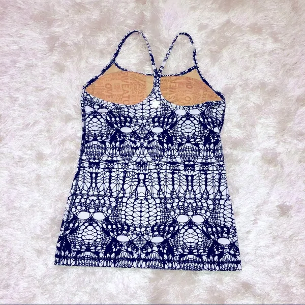 Lululemon Workout Tank Top - Image 5