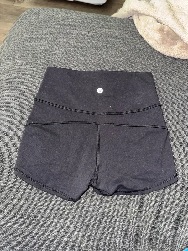 Lululemon In Movement Everlux High-Rise Shorts 2.5" - Image 2