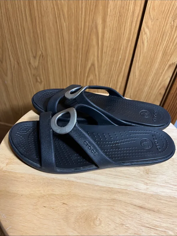 CROCS Black Slide Sandals with Large Silver Ring - Image 4
