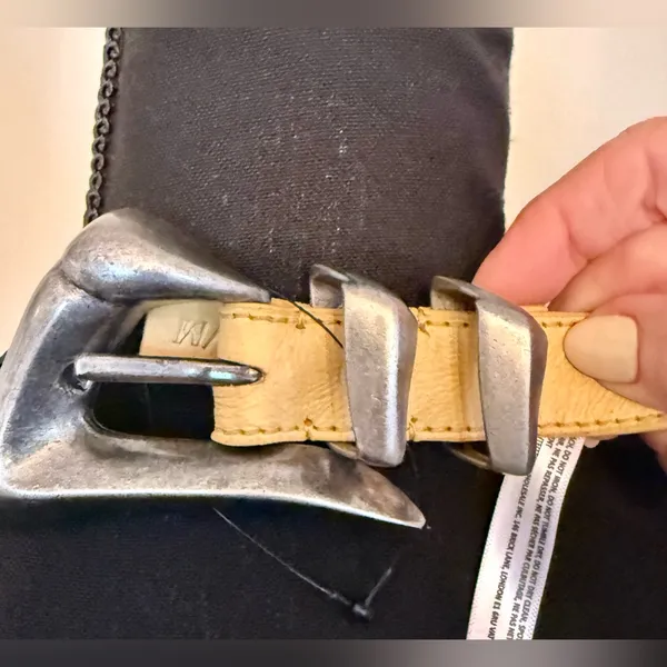 Free people 100% leather belt S/M NWOT - Image 3