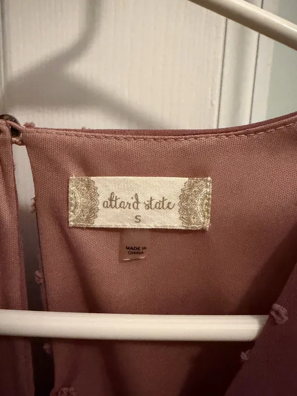 Altar’s state dress - Image 2