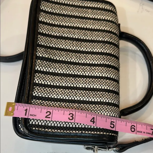 Zara Crossbody Bag Black and Cream Elegant Design - Image 14