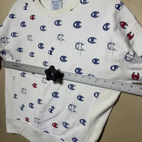 Champion Reverse Weave Crop Sweatshirt‎ Medium White All Over Logo Print - Image 4