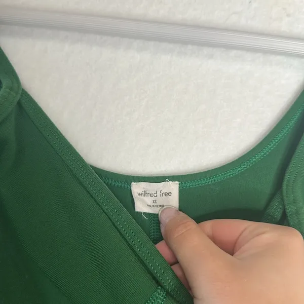 Aritzia Wilfred Free Divinity Romper 7” in Green - Image 4